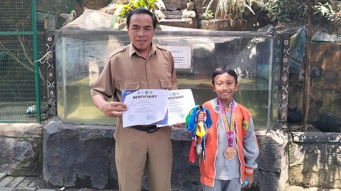 Siswa SDN Pandanwangi 3 Ini Rutin Raih Prestasi Di Kejuaraan Sepatu Roda