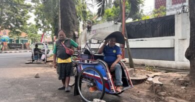 Nasib Becak Kota Malang! Sepi Penumpang, Terpinggirkan Zaman